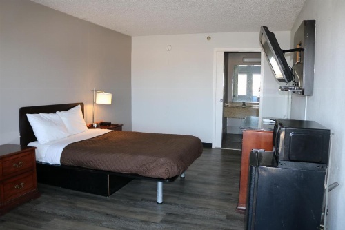 Rodeway Inn image 31